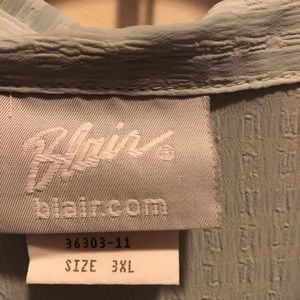 Women’s long sleeve blouse